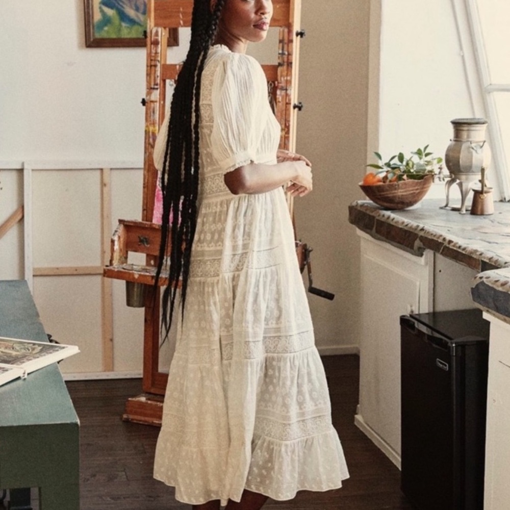 Doen Lace Tiered Midi Dress - Picture 5 of 10